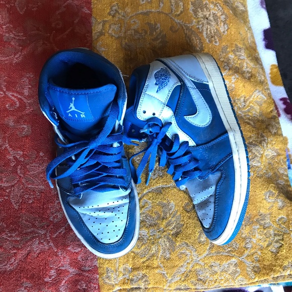 Jordan 1s - Picture 2 of 3